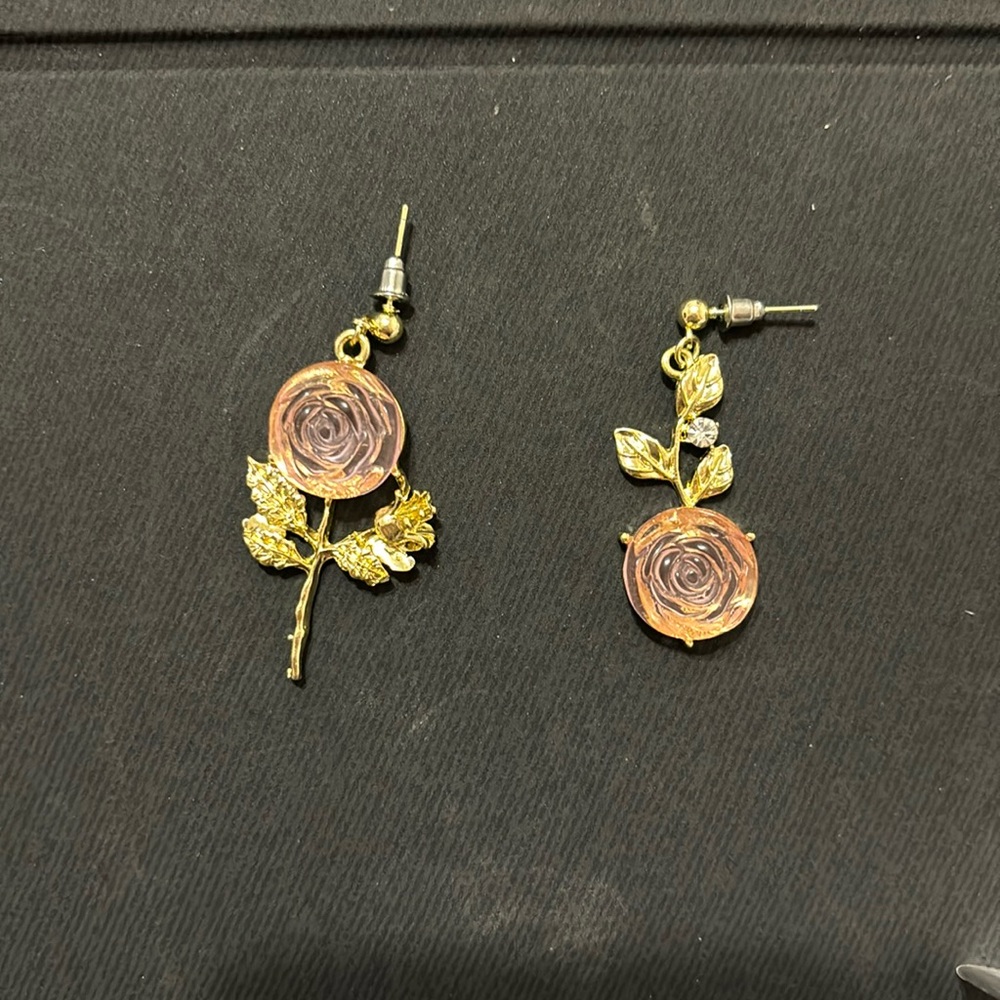 Asymmetric earrings